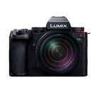 Panasonic Lumix S5 II + 28-200mm f/4-7.1 Macro