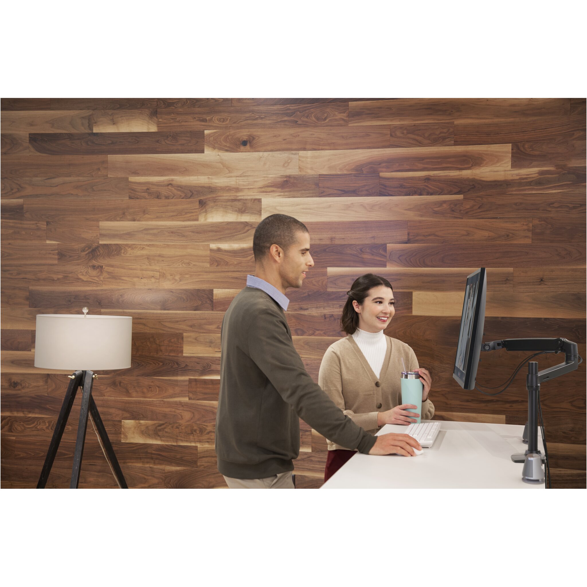 Ergotron LX Series Desk Mount LCD Arm, Tall Pole 86,4 Cm  34  Nero Scrivania Base Per Monitor