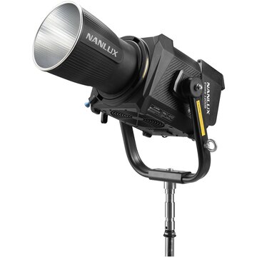 Nanlux Evoke 1200B Bicolor con Flight Case e Lente Fresnel