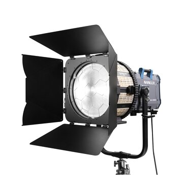 Fl-45e fresnel motorizzato 16-50° per evoke 5000