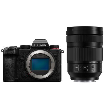 Panasonic Lumix S5 + 24-105mm f/4 Macro O.I.S.