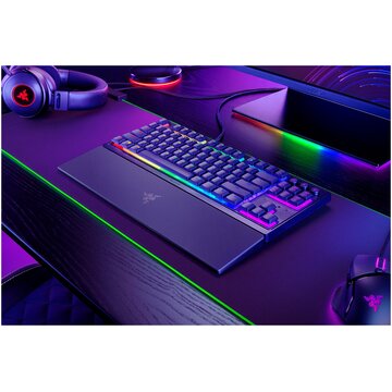 Razer Ornata V3 Tenkeyless tastiera USB QWERTZ Tedesco Nero