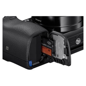 Sony Alpha 6000 + SEL-P 16-50mm f/3.5-5.6 OSS Nera