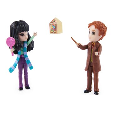 Spin Master Wizarding World | Set Amicizia con personaggi George Weasley e Cho Chang | Bambole da 7.5cm | 2 accessori | Giocattoli per bambini dai 6 anni in su