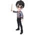 Spin Master Wizarding World Bambola articolata Harry Potter 20cm, con bacchetta e divisa di Hogwarts - dai 5 anni in su