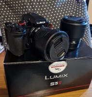 Lumix S5 II + 20-60mm f/3.5-5.6 + 50mm f/1.8