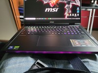 Raider 18 HX AI A2XWIG-067IT Core Ultra 9 285HX 18" UHD+ MiniLED 120Hz NVIDIA GeForce RTX 5080 GDDR7 16GB Windows 11 Pro RAM 64GB
