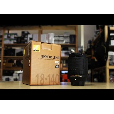 Nikon 18-140mm DX f/3,5-5,6 VR