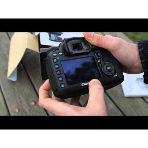 Unboxing Canon Eos 7D Mark II